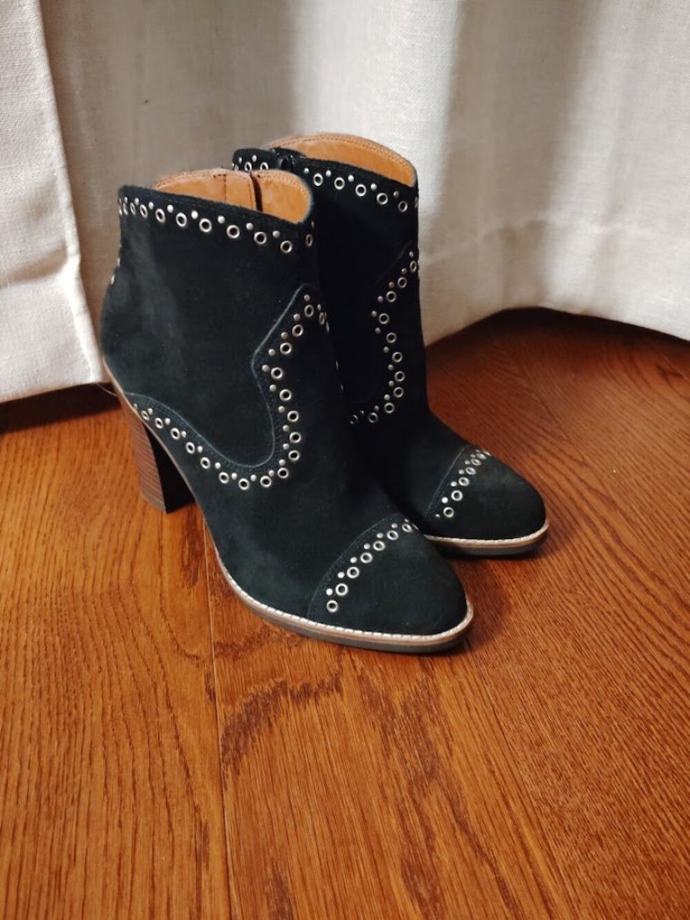 Lucky Brand Women's Boots sz 8.